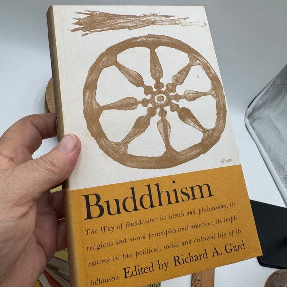 Mid Century c. 1962 Religions of the World 6 Volume Book Set in Holder - Buddhis - Picture 10 of 12